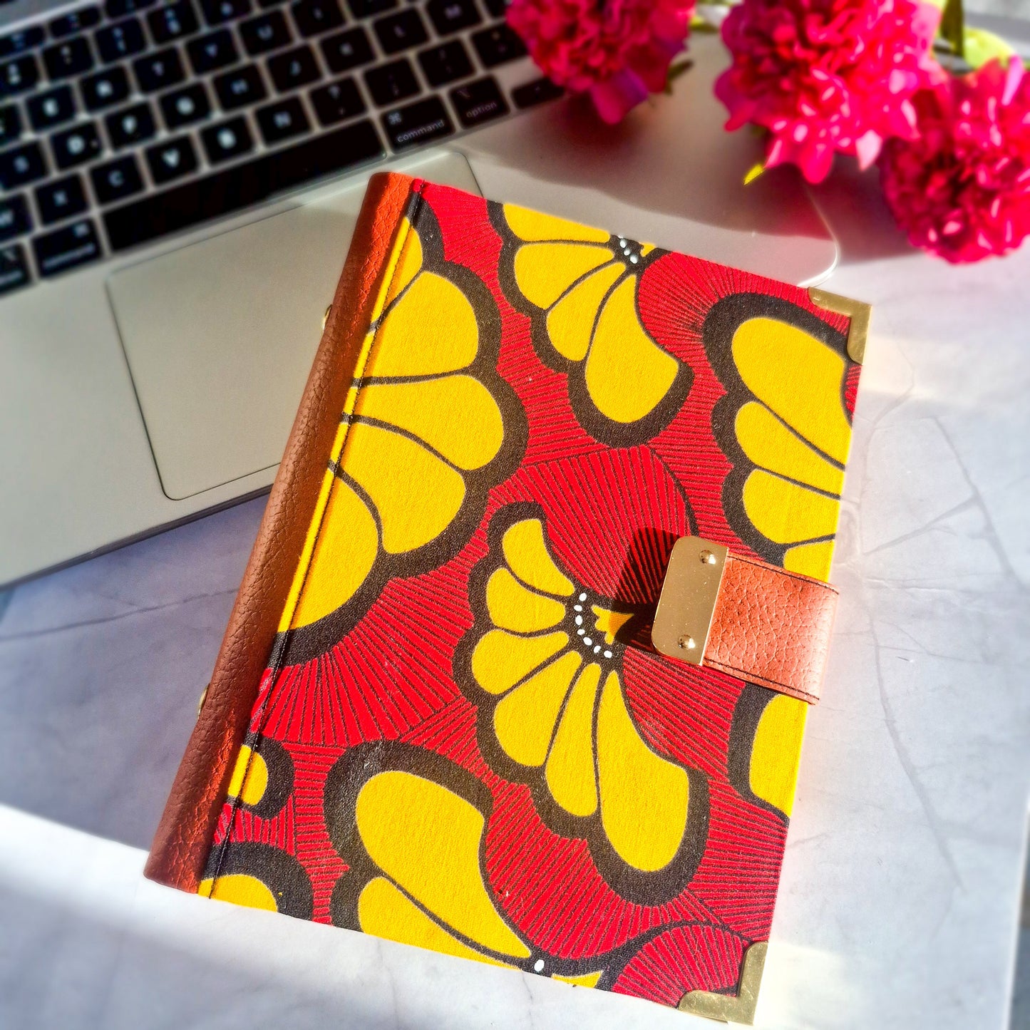 CARNET/CLASSEUR FLEUR DE MARIAGE ROUGE TISSEONOTE